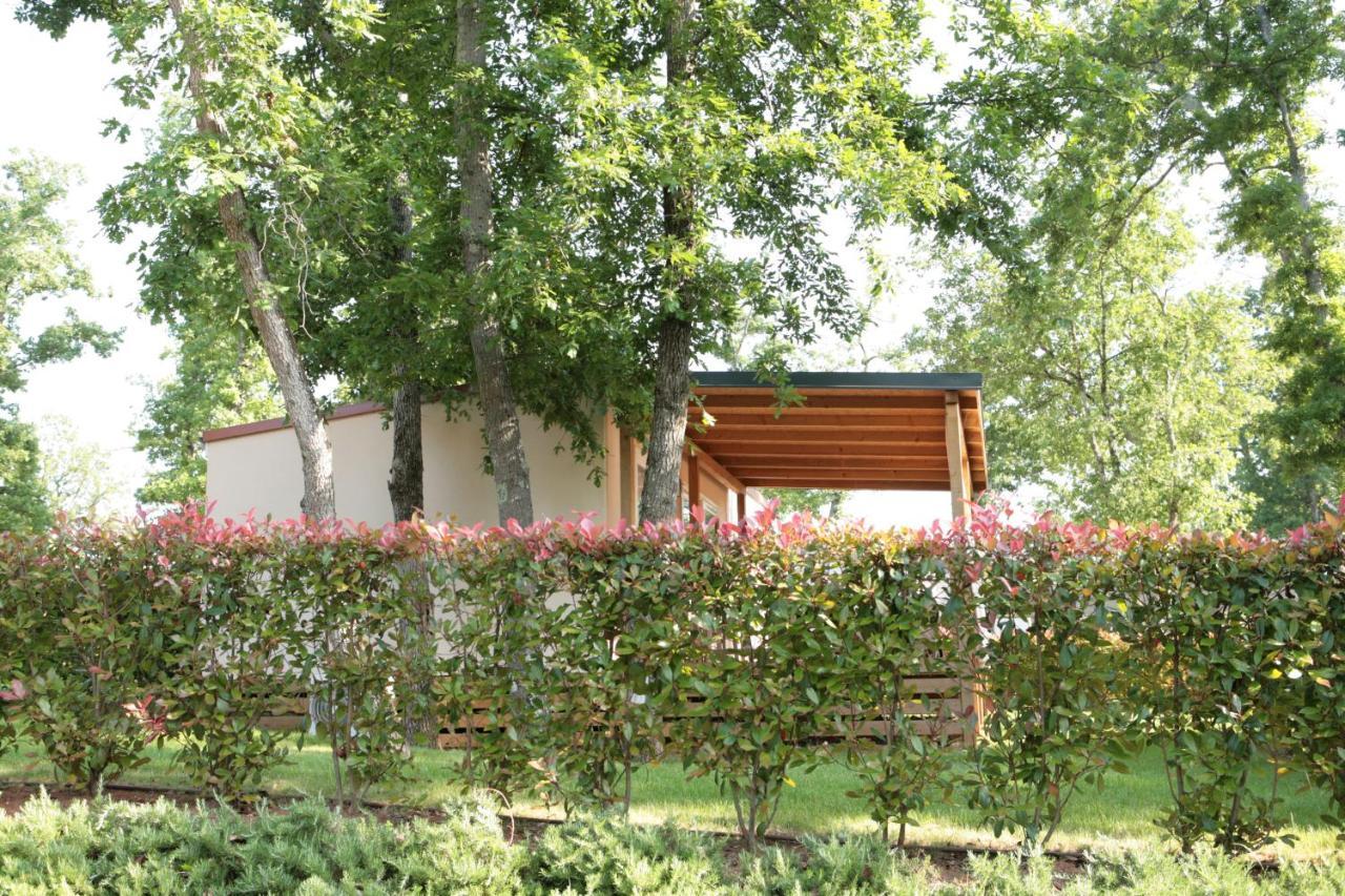 Camping Adria Mobile Home Park Умаг Экстерьер фото